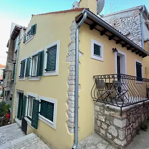 Apartamento Yellow House