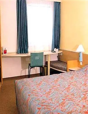 Hotel ibis Köln Messe